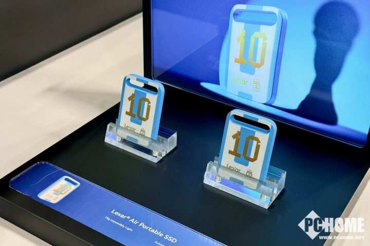 阿根廷国家队联名款领衔 雷克沙全线创新存储亮相CES 2026(图3)