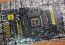 微星 RTX 5090 LIGHTNING系列显卡预计包含多个版本(图1) 微星 RTX 5090 LIGHTNING系列显卡预计包含多个版本(图1)