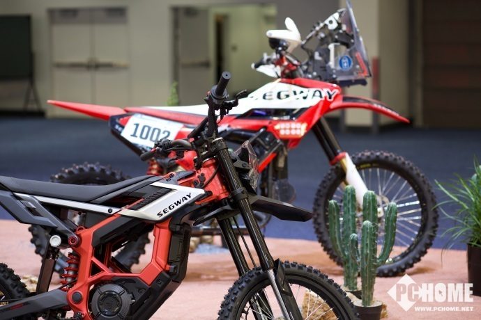 CES 2026：九号全新E-Bike电助力自行车新品亮相(图3)
