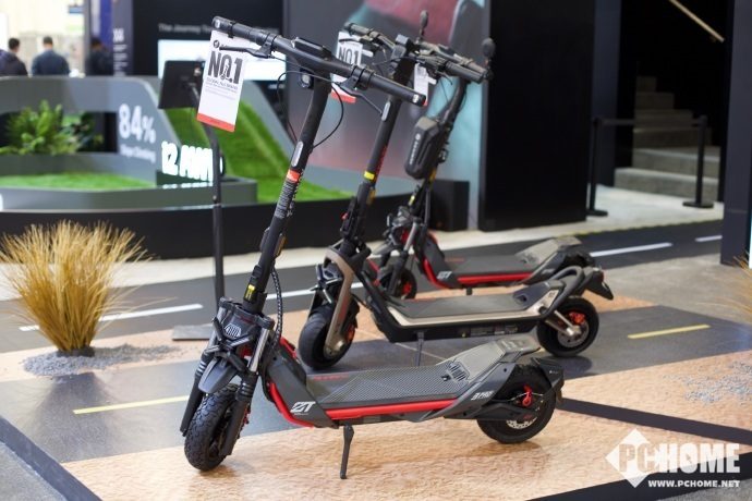 CES 2026：九号全新E-Bike电助力自行车新品亮相(图5)