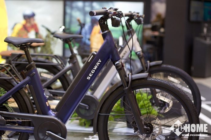 CES 2026：九号全新E-Bike电助力自行车新品亮相(图2)