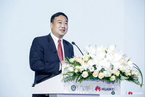 华为重磅发布医院智能体,携手广东省第二人民医院打开全场景智能升级新通道 华为重磅发布医院智能体,携手广东省第二人民医院打开全场景智能升级新通道