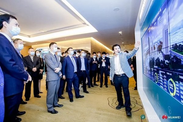 华为重磅发布医院智能体,携手广东省第二人民医院打开全场景智能升级新通道 华为重磅发布医院智能体,携手广东省第二人民医院打开全场景智能升级新通道